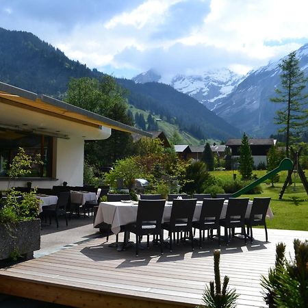 Bluemlisalp Hotel Kandersteg Luaran gambar