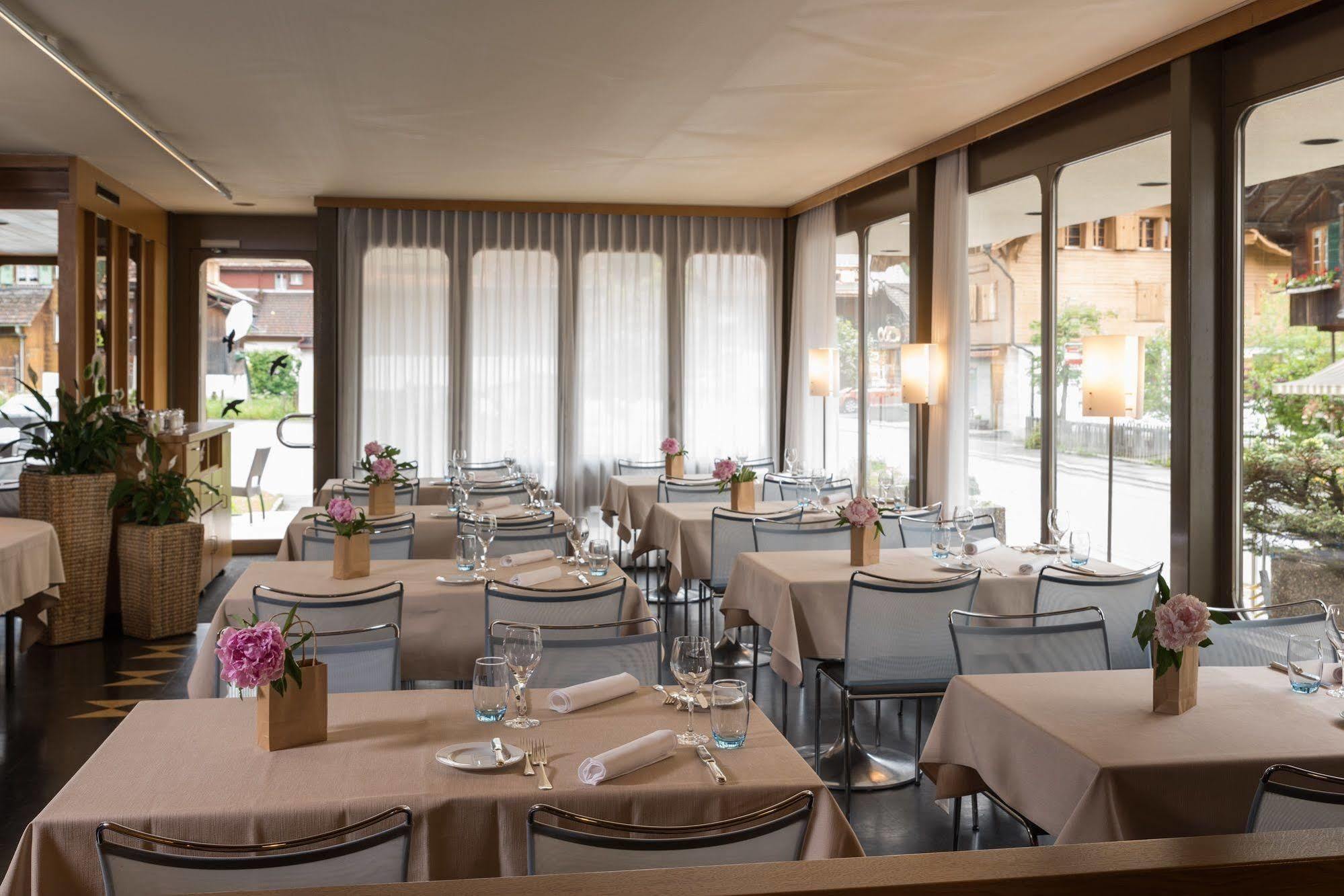 Bluemlisalp Hotel Kandersteg Luaran gambar